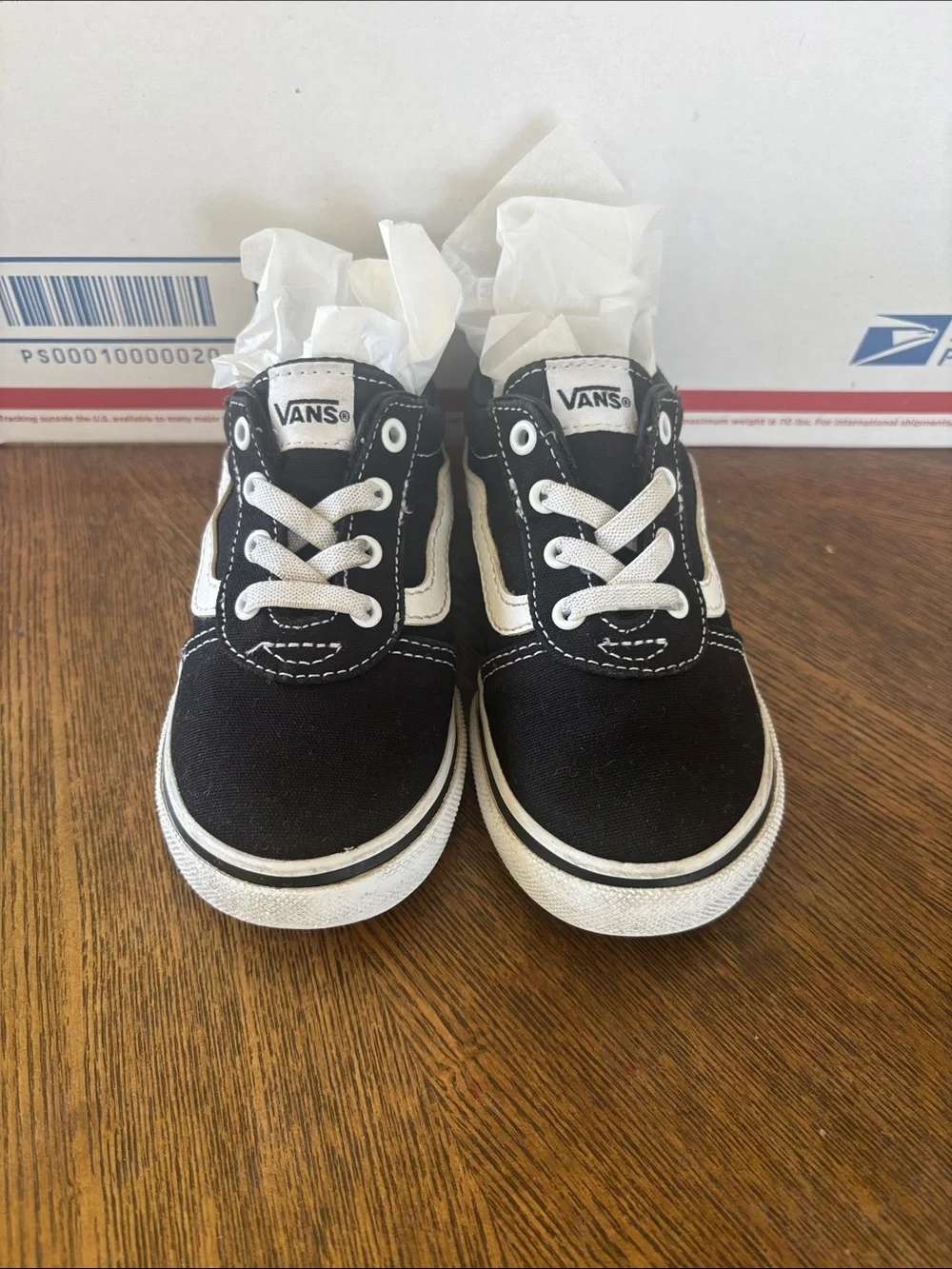 VANS Toddler Black and White Low-Top, Slip On, Old Skool Sneakers Size 8